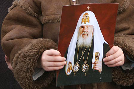 В сороковой день кончины Святейшего Патриарха Алексия II в храмах РПЦ возносятся сугубые молитвы о его упокоении