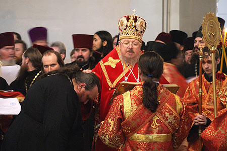 К Пасхе Христовой 2010 года ряд клириков Орловской епархии удостоен Патриарших наград