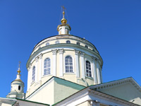В пятницу Светлой Седмицы архиепископ Орловский и Ливенский Антоний совершил литургию в Успенском (Михаило-Архангельском) храме г. Орла. 25 апреля 2014 г.