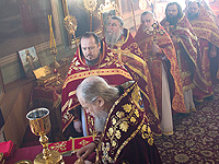 В день памяти своих небесных покровителей, Виленских мучеников Антония, Иоанна и Евстафия, архиепископ Орловский и Ливенский Антоний совершил литургию в Ахтырском соборе Орла. 27 апреля 2014 г.