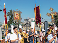 В день памяти равноапостольного князя Владимира архиепископ Орловский и Болховский Антоний совершил литургию в Ахтырском соборе г. Орла. 28 июля 2014 г.