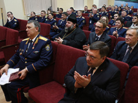 Митрополит Орловский и Болховский Антоний встретился с коллективом Следственного комитета Российской Федерации по Орловской области. 24 декабря 2014 г.