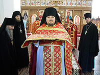 В Неделю 2-ю по Пасхе, о Фоме, митрополит Орловский и Болховский Антоний совершил Божественную литургию в Воскресенском храме мужского монастыря святого Кукши Мценского района. 8 мая 2016 г.