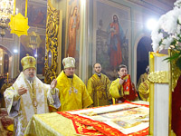 В Неделю 24-ю по Пятидесятнице митрополит Орловский и Болховский Антоний совершил в сослужении епископа Мценского Алексия Божественную литургию в Ахтырском кафедральном соборе Орла. По окончанию богослужения клир и паства поздравили митрополита Антония с 78-летием. 19 ноября 2017 г.