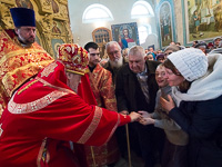 В праздник Собора Архистратига Михаила и прочих Небесных Сил бесплотных митрополит Орловский и Болховский Антоний совершил литургию в Успенском (Михаило-Архангельском) храме Орла. 21 ноября 2017 г.