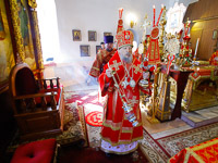 Во вторник Светлой Седмицы митрополит Орловский и Болховский Антоний в сослужении епископа Ливенского и Малоархангельского Нектария и епископа Мценского Алексия совершил литургию в Иверском храме Орла в честь его престольного праздника. 10 апреля 2018 г.