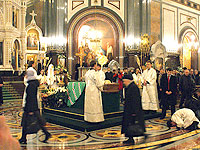 Прощание со Святейшим Патриархом Алексием в храме Христа Спасителя