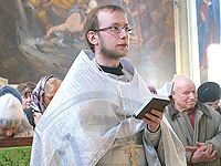 В праздник Входа Господня в Иерусалим архиепископ Орловский и Ливенский Пантелеимон совершил Божественную литургию в Ахтырском кафедральном соборе Орла. 28 марта 2010 г.