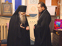 Схиархимандрит Илий (Ноздрин) на молитве в Свято-Успенском монастыре, 2012 г.
