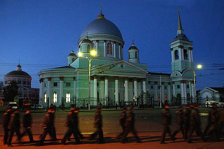 До 2 октября, пока икона будет находиться здесь, Знаменский кафедральный собор Курска открыт круглосуточно
