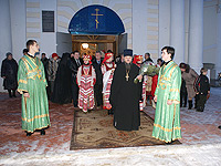 Архиерейское служение в день памяти преп. Серафима Саровского в Спасо-Преображенском соборе г. Болхова. 15 января 2012 г.