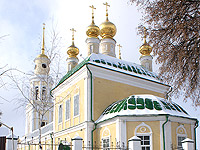 В праздник Сретения Господня архиепископ Антоний совершил Божественную литургию в Ахтырском кафедральном соборе. 15 февраля 2012 г.