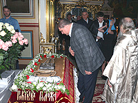 В праздник Светлого Христова Воскресения архиепископ Орловский и Ливенский Антоний совершил пасхальное богослужение в Ахтырском кафедральном соборе. К окончанию литургии в Ахтырский собор был доставлен Благодатный огонь. 20 апреля 2014 г.