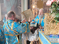 В день 275-летия со дня явления Ахтырской иконы Божией Матери архиепископ Орловский и Ливенский Антоний совершил Божественную литургию в Ахтырском кафедральном соборе Орла. 15 июля 2014 г.