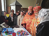 В Неделю 3-ю по Пасхе, святых жен-мироносиц, митрополит Орловский и Болховский Антоний совершил литургию в Богоявленском соборе города Орла. По окончанию богослужения на территории собора Архипастырь открыл праздник в рамках всероссийской молодежной православной акции «Любовь сорадуется Истине». 26 апреля 2015 г.