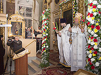 В ночь с 11 на 12 апреля 2015 года в Ахтырском кафедральном соборе Орла митрополит Орловский и Болховский Антоний совершил Пасхальные богослужения — полунощницу, крестный ход, Пасхальную заутреню и Божественную литургию свт. Иоанна Златоуста
