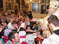 В ночь с 11 на 12 апреля 2015 года в Ахтырском кафедральном соборе Орла митрополит Орловский и Болховский Антоний совершил Пасхальные богослужения — полунощницу, крестный ход, Пасхальную заутреню и Божественную литургию свт. Иоанна Златоуста