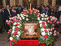 В ночь с 11 на 12 апреля 2015 года в Ахтырском кафедральном соборе Орла митрополит Орловский и Болховский Антоний совершил Пасхальные богослужения — полунощницу, крестный ход, Пасхальную заутреню и Божественную литургию свт. Иоанна Златоуста