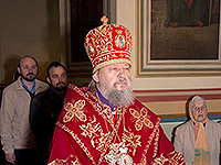 В ночь с 11 на 12 апреля 2015 года в Ахтырском кафедральном соборе Орла митрополит Орловский и Болховский Антоний совершил Пасхальные богослужения — полунощницу, крестный ход, Пасхальную заутреню и Божественную литургию свт. Иоанна Златоуста