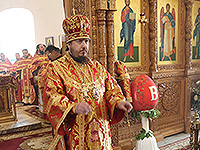 Во вторник Светлой Седмицы митрополит Орловский и Болховский Антоний и епископ Ливенский и Малоархангельский Нектарий совершили литургию в Иверском храме Орла в честь его престольного праздника. 14 апреля 2015 г.