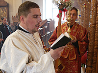 Во вторник Светлой Седмицы митрополит Орловский и Болховский Антоний и епископ Ливенский и Малоархангельский Нектарий совершили литургию в Иверском храме Орла в честь его престольного праздника. 14 апреля 2015 г.