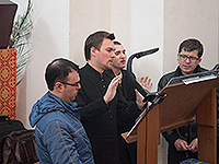 Митрополит Орловский и Болховский Антоний совершил чин великого освящения Воскресенского храма мужского монастыря святого Кукши Мценского района и Божественную литургию в новоосвященном храме. 19 апреля 2015 г.
