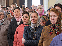 В Неделю 3-ю по Пасхе, святых жен-мироносиц, митрополит Орловский и Болховский Антоний совершил литургию в Богоявленском соборе города Орла. По окончанию богослужения на территории собора Архипастырь открыл праздник в рамках всероссийской молодежной православной акции «Любовь сорадуется Истине». 26 апреля 2015 г.