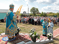 В праздник Успения Пресвятой Богородицы митрополит Орловский и Болховский Антоний в сослужении епископа Ливенского и Малоархангельского Нектария совершил Божественную литургию в Свято-Успенском мужском монастыре г. Орла. 28 августа 2015 г.
