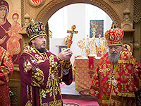 В день памяти прпп. сщмч. Кукши, просветителя вятичей, митрополит Орловский и Болховский Антоний в сослужении епископа Ливенского и Малоархангельского Нектария совершил литургию в мужском монастыре во имя святого Кукши Мценского района. 9 сентября 2015 г.