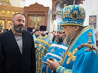В день празднования Иверской иконе Божией Матери митрополит Орловский и Болховский Антоний совершил в сослужении епископа Ливенского и Малоархангельского Нектария Божественную литургию в храме Иверской иконы Божией Матери г. Орла (Архиерейском подворье Ливенской епархии). 25 февраля 2016 г.