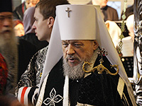 В канун начала Великого поста (в Прощеное воскресенье) митрополит Орловский и Болховский Антоний совершил в Ахтырском кафедральном соборе Орла Великую вечерню с чином прощения. 13 марта 2016 г.