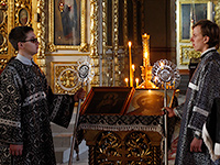 В среду 5-й седмицы Великого поста митрополит Орловский и Болховский Антоний возглавил утреню с чтением Великого канона Андрея Критского и жития прп. Марии Египетской («Мариино стояние») в Ахтырском кафедральном соборе г. Орла. 13 апреля 2016 г.