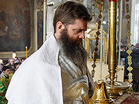 В канун праздника Входа Господня в Иерусалим (Недели ваий) митрополит Орловский и Болховский Антоний совершил всенощное бдение в Богоявленском соборе Орла. Утром в день праздника Архипастырь возглавил Божественную литургию в Ахтырском кафедральном соборе Орла. 23-24 апреля 2016 г.