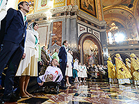 20 ноября 2016 года в Храме Христа Спасителя в Москве Святейший Патриарх Московский и всея Руси Кирилл вместе с Предстоятелями и представителями Поместных Православных Церквей, сонмом архиереев и духовенства Русской Православной Церкви совершил Божественную литургию. В этот день Предстоятелю Русской Православной Церкви исполнилось 70 лет. В числе сонма архипастырей, участвовавших в богослужении, были митрополит Орловский и Болховский Антоний и епископ Ливенский и Малоархангельский Нектарий
