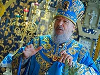 В праздник иконы Божией Матери «Всех скорбящих Радость» митрополит Орловский и Болховский Антоний совершил литургию во Всехскорбященском храме п. Знаменка Орловского района. 6 ноября 2016 г.