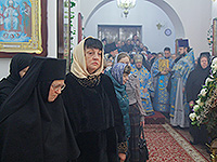 В праздник Введения во храм Пресвятой Богородицы епископ Ливенский и Малоархангельский Нектарий возглавил торжества в честь престольного праздника Свято-Введенского женского монастыря г. Орла. 4 декабря 2016 г.