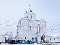 В праздник Введения во храм Пресвятой Богородицы епископ Ливенский и Малоархангельский Нектарий возглавил торжества в честь престольного праздника Свято-Введенского женского монастыря г. Орла. 4 декабря 2016 г.