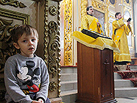 В праздник Собора новомучеников и исповедников Церкви Русской, Неделю о мытаре и фарисее, митрополит Орловский и Болховский Антоний совершил литургию в Ахтырском кафедральном соборе Орла. 5 февраля 2017 г.