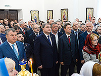 По благословению митрополита Орловского и Болховского Антония схиархимандрит Илий (Ноздрин) совершил чин малого освящения храма в честь Сретения Господня в поселке Вятский Посад Орловского района. Божественную литургию в новоосвященном храме возглавил епископ Ливенский и Малоархангельский Нектарий. 9 июня 2017 г.