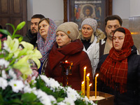 В Неделю 33-ю по Пятидесятнице, по Богоявлении, митрополит Орловский и Болховский Антоний совершил Божественную литургию в Троицком храме пос. Шахово Кромского района. 21 января 2018 г.