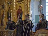 В Неделю 5-ю Великого поста митрополит Орловский и Болховский Антоний совершил богослужение с чином Пассии в храме Смоленской иконы Божией Матери г. Орла. 25 марта 2018 г.