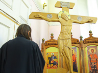 В Неделю 2-ю по Пасхе, о Фоме, епископ Ливенский и Малоархангельский Нектарий в сослужении епископа Мценского Алексия совершил Божественную литургию в Воскресенском храме мужского монастыря святого Кукши Мценского района. 15 апреля 2018 г.