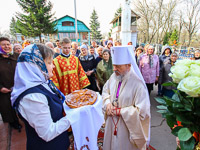 В день Радоницы митрополит Орловский и Болховский Антоний совершил литургию и пасхальное поминовение усопших в Воскресенском храме Орла. 17 апреля 2018 г.
